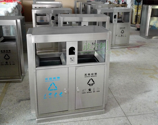 這款戶外不銹鋼垃圾桶價(jià)格貴不貴?